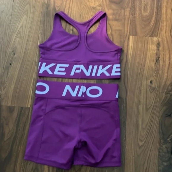 Nike Pro training set girls size L - Picture 2 of 3
